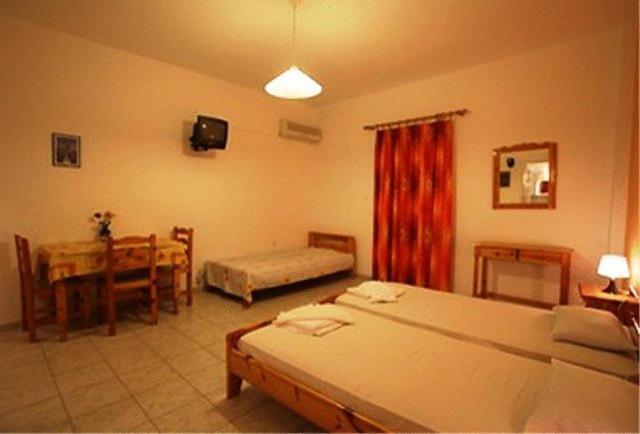 Antonio Studios Naxos City Phòng bức ảnh